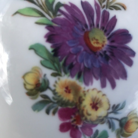 Liette International Heart Shaped Box - Picture 8 of 8